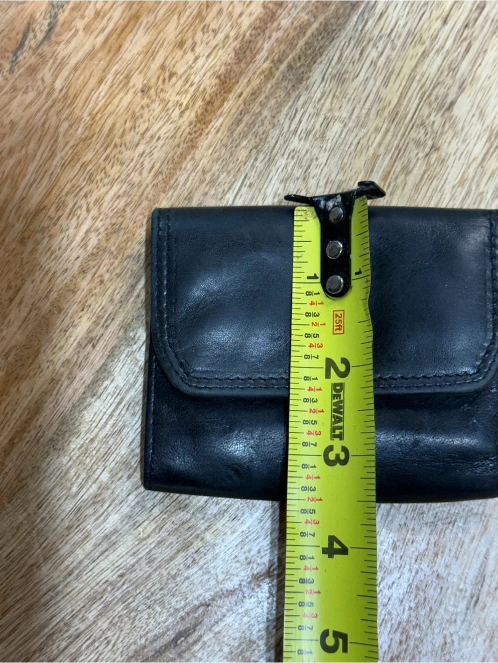 Compact Black Leather Trifold Wallet Coin Pocket ID Window